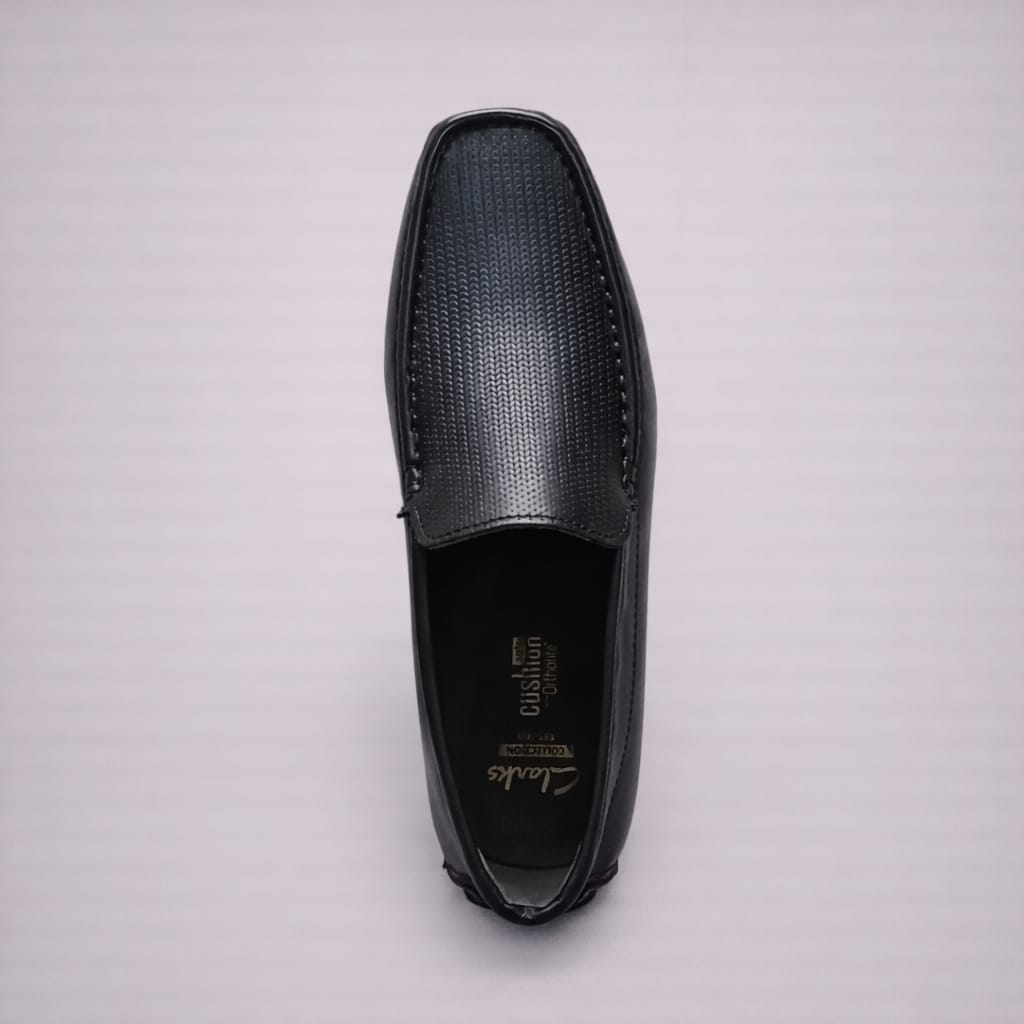 Black Textured Driving Loafers